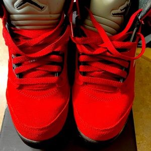 Jordan Retro 5 Red Suede Boys Size 5 1/2